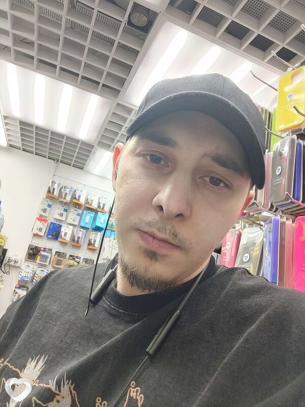 Глеб, 28, Екатеринбурге — анкета №4305219