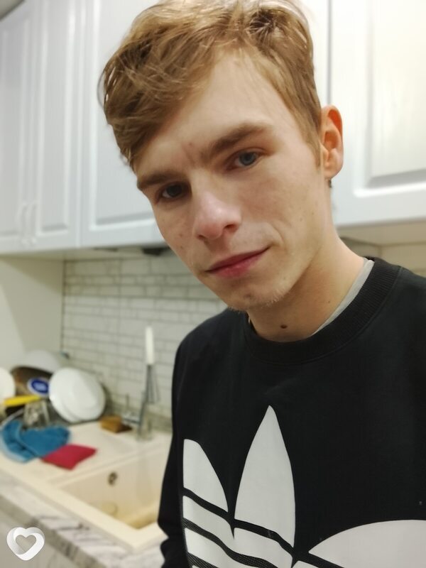 Александр, 22, Брянске — анкета №4305832
