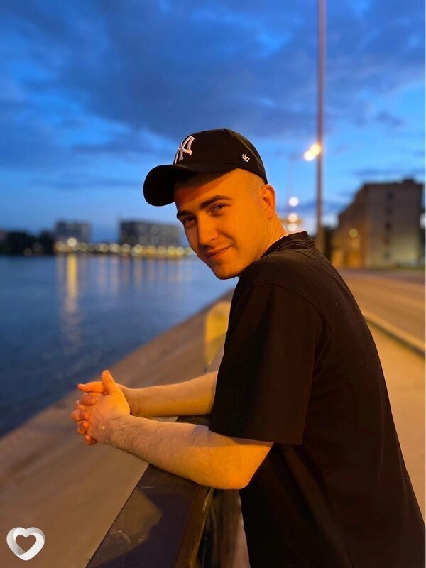Андрей, 28, Волхове — анкета №4306244