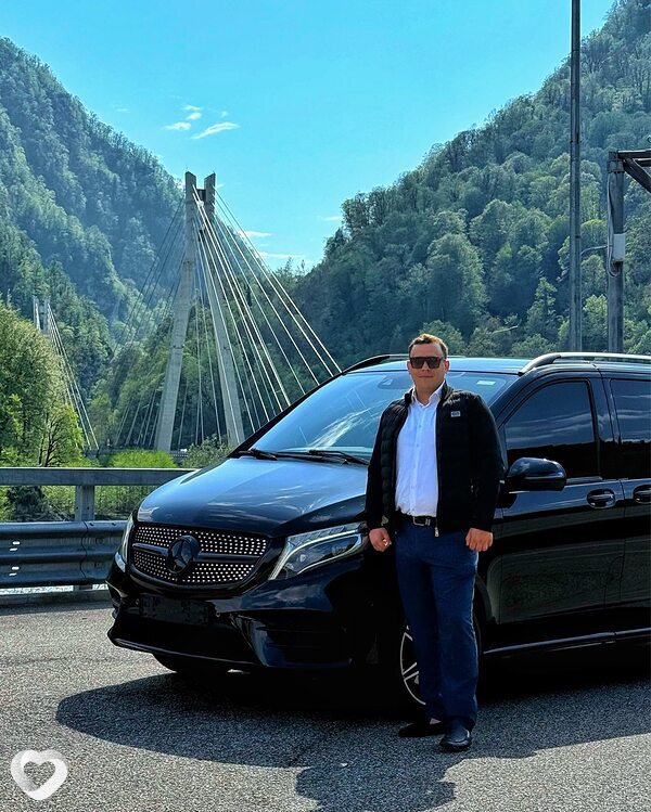 Захар, Адлер