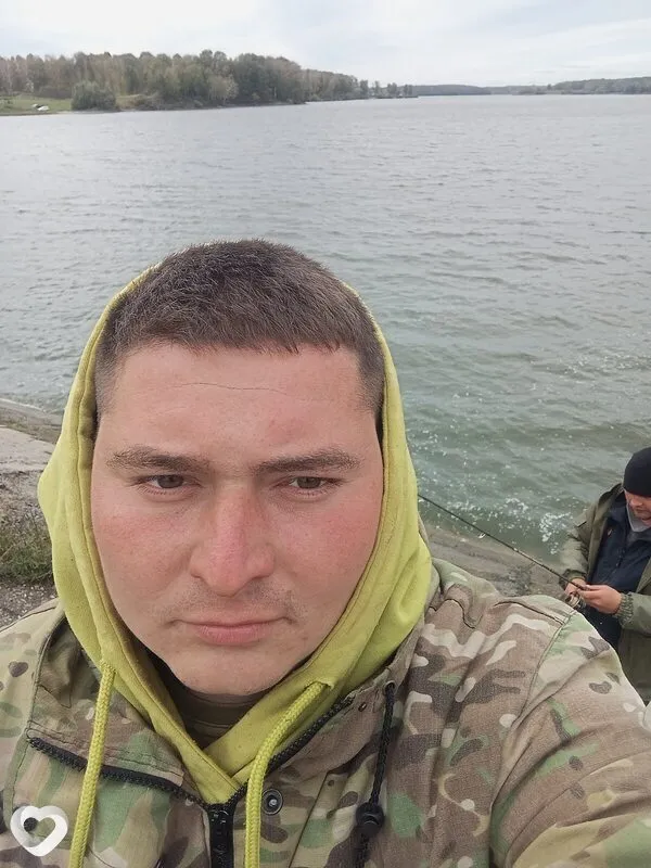 Илья, 28, Бийске — анкета №4307181