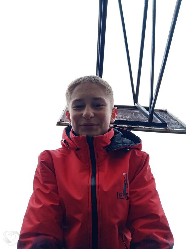 Александр, 18, Новосибирске — анкета №4307760