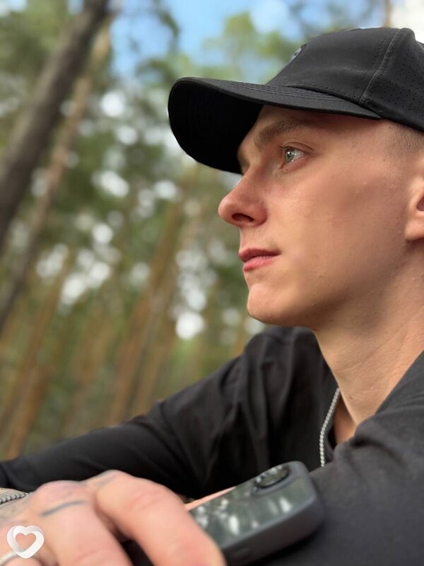 Anton, 22, Перми — анкета №4308717