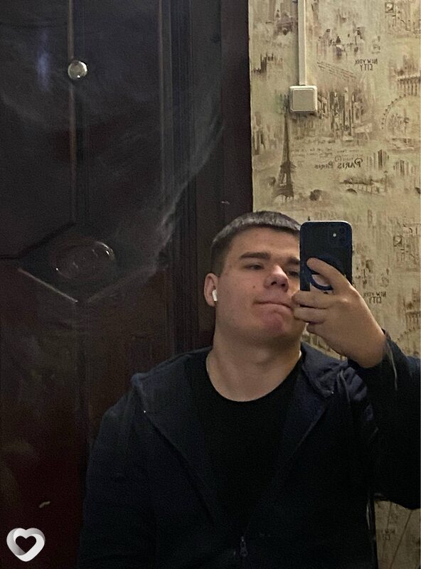 Кирилл, 22, Черкассах — анкета №4309042