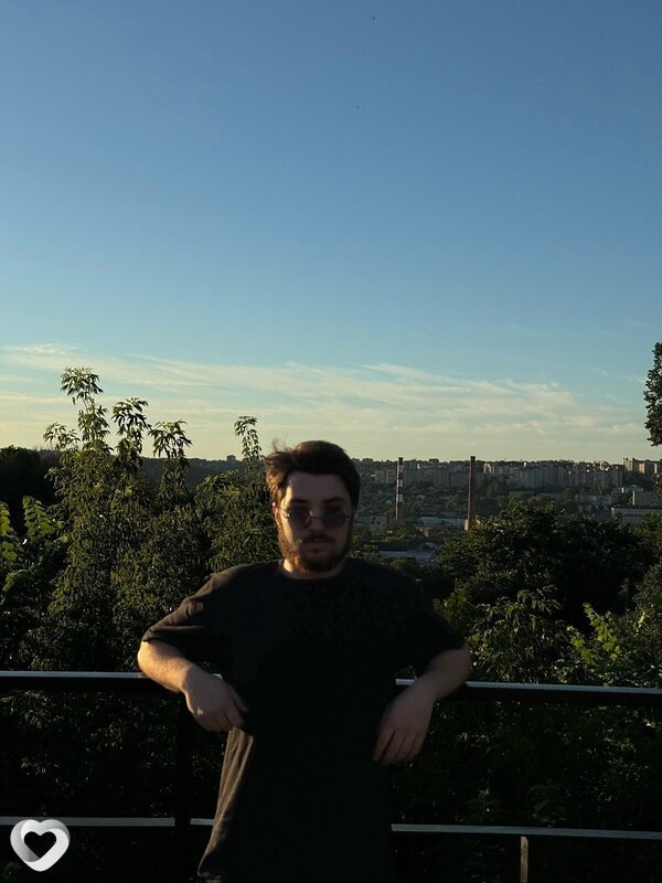 Максим, 21, Смоленске — анкета №4309322