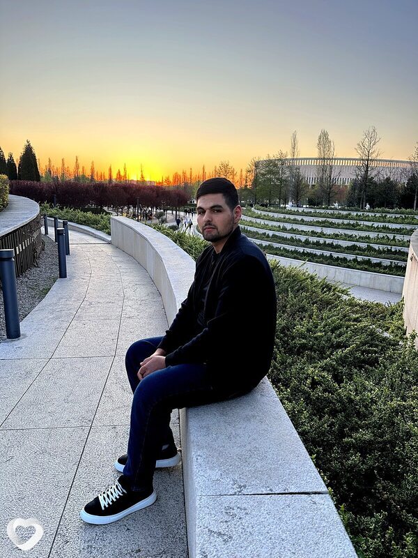 Гарник, 25, Симферополе — анкета №4309403