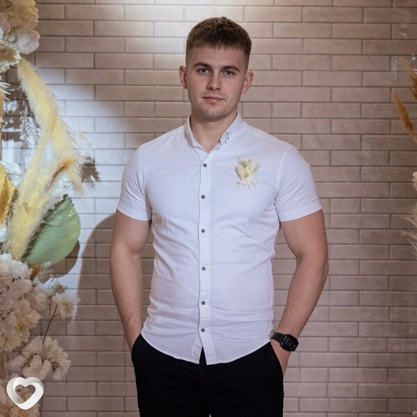 Максим, 26, Львове — анкета №4310657