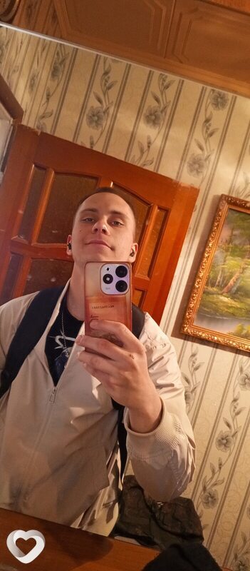 Дима, 19, Ульяновске — анкета №4310732