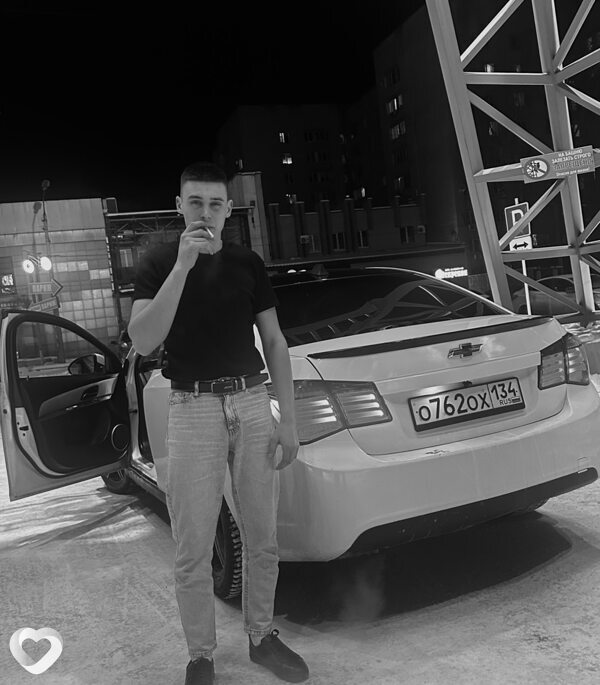 Владимир, 21, Волжском — анкета №4312991