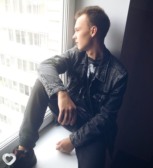Михаил, 27, Самаре — анкета №4313254