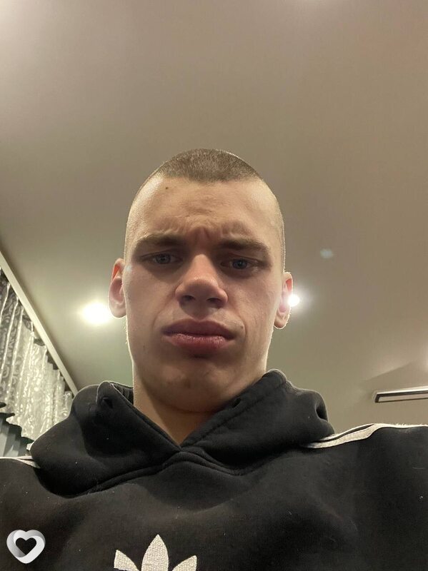 Михаил, 22, Новосибирске — анкета №4313527