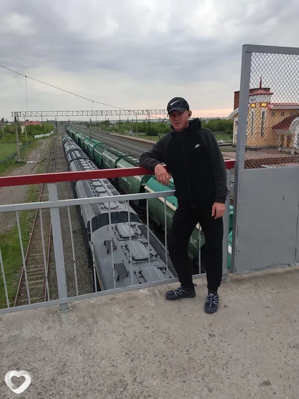 Евгений, 26, Бийске — анкета №4313590