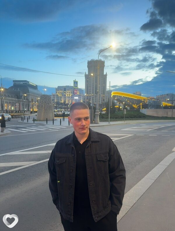 Никита, 21, Москве — анкета №4313832