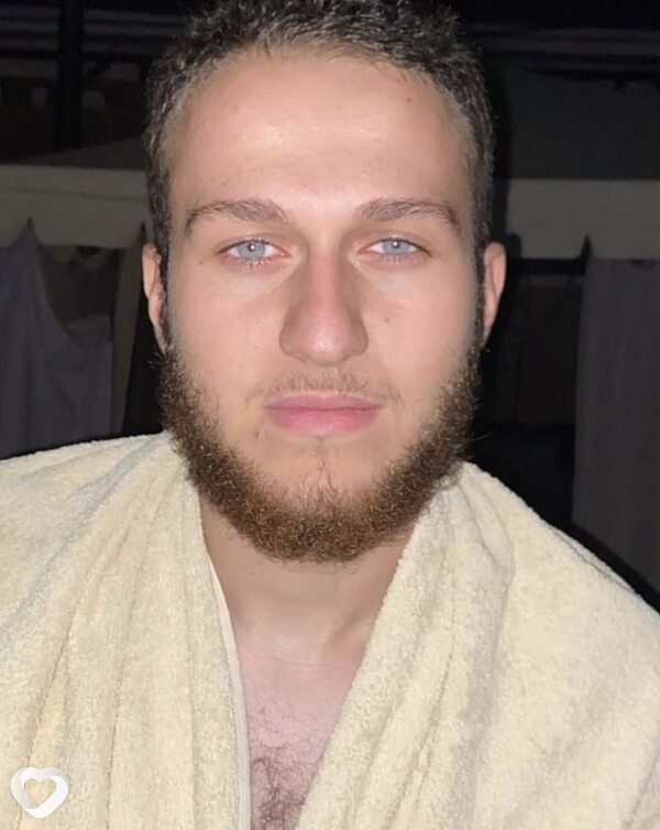 Артур, 20, Ташкент — анкета №4315233