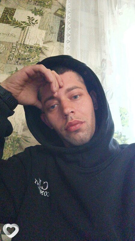 Анатолий, 26, Луганске — анкета №4317056