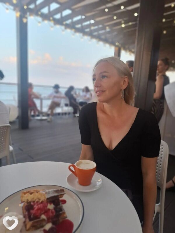 Леся, 39, Саратове — анкета №4317672
