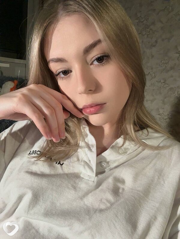 Карина, 21, Москве — анкета №4318081