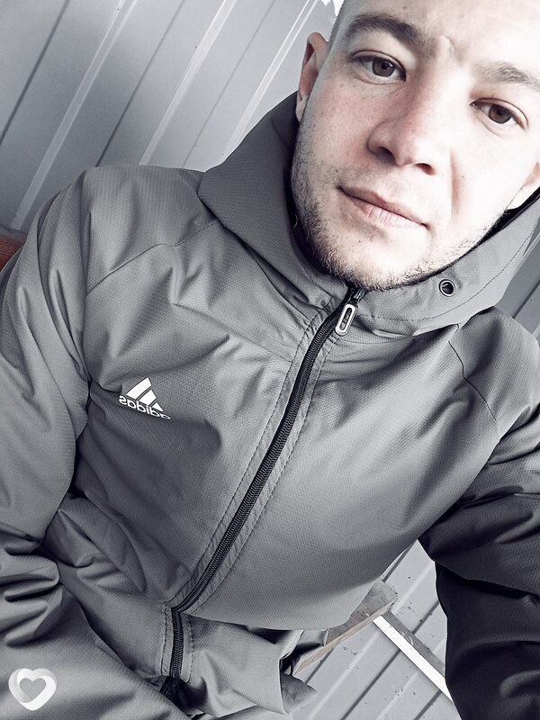Виктор, 28, Юрге — анкета №4318093