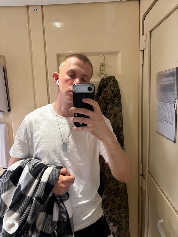 Данил, 21, Коврове — анкета №4317943