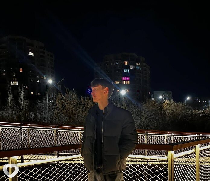 Максим, 20, Оренбурге — анкета №4318216