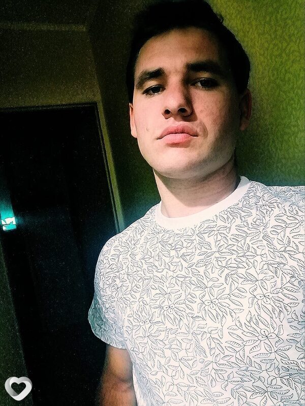 Дмитрий, 27, Шахтах — анкета №4318643