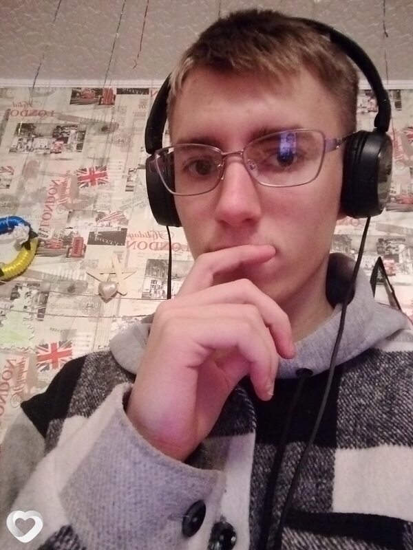 Илья, 21, Иркутске — анкета №4319163