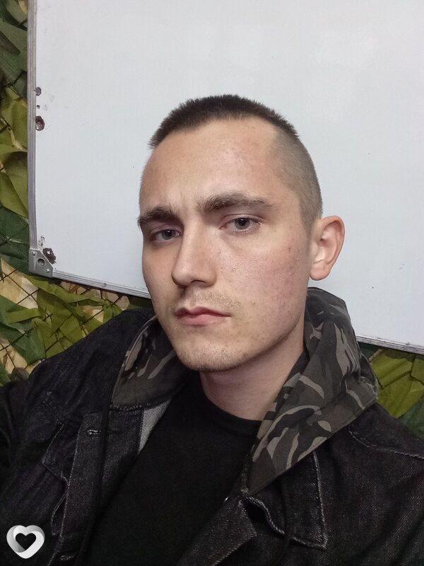 Павел, 23, Луганске — анкета №4320348