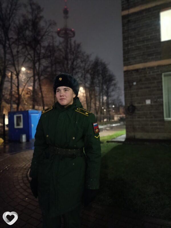 Илья, 18, Санкт-Петербурге — анкета №4320606