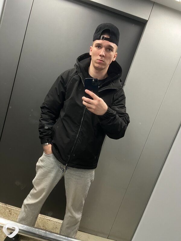 Вадим, 20, Красноярске — анкета №4320785