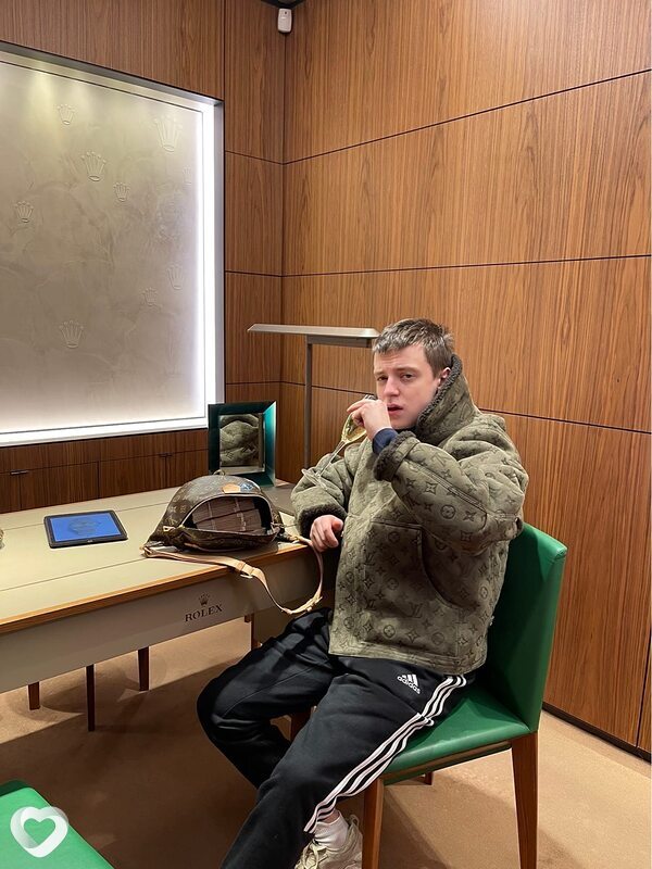 Артур, 26, Набережных Челнах — анкета №4321109
