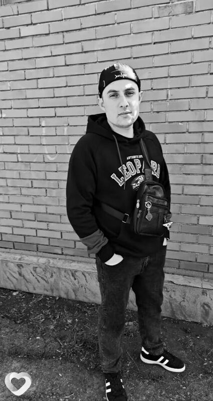 Влад, 21, Одессе — анкета №4321868
