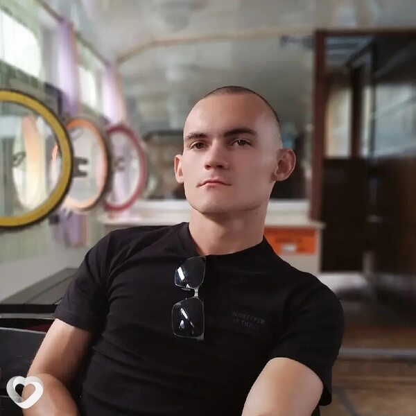 Виктор, 23, Энгельсе — анкета №4322821
