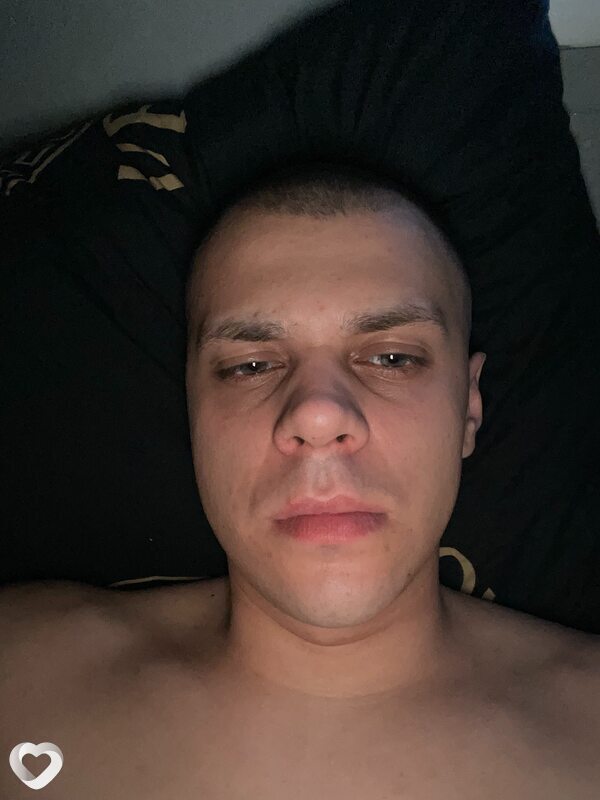 Илья, 25, Волхове — анкета №4323863