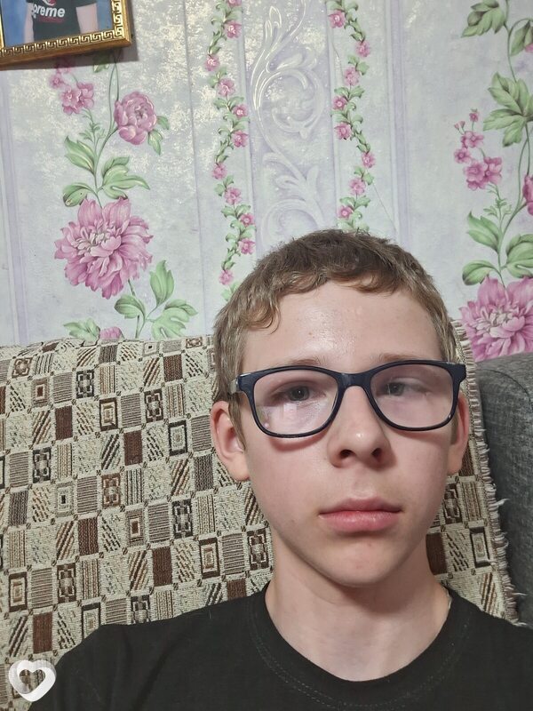Александр, 18, Кургане — анкета №4324282