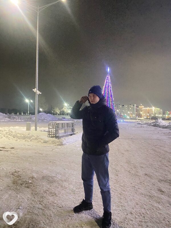 Макс, 22, Москве — анкета №4324299