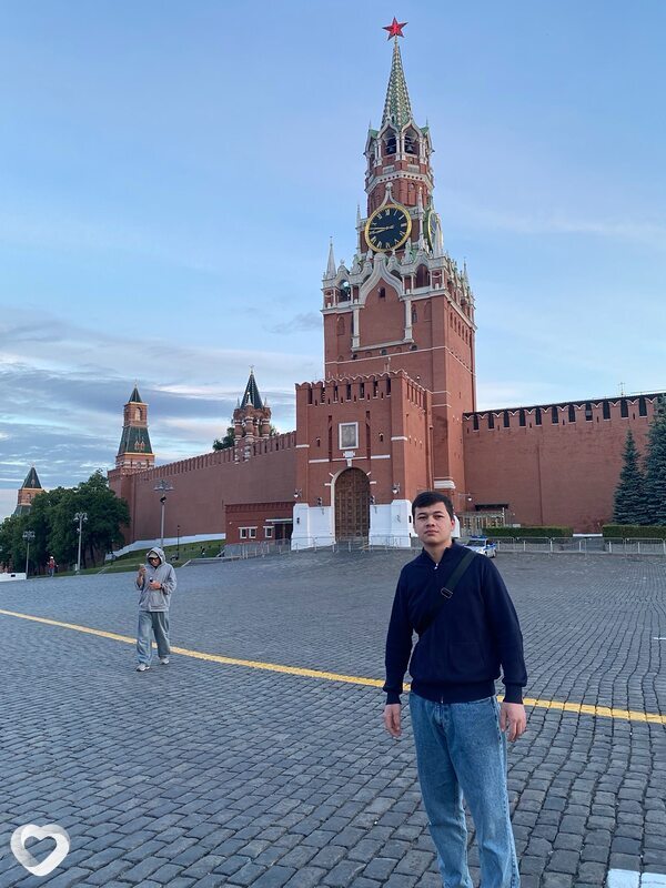 Амир, 21, Москве — анкета №4324712