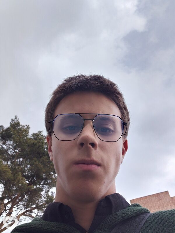 Artem, 18, Ижевске — анкета №4325324