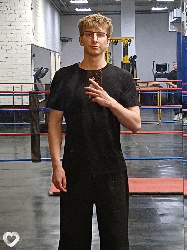 Дима, 19, Нижнем Новгороде — анкета №4325373