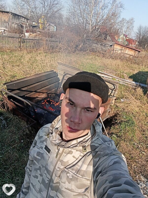 Владимир, 24, Комсомольске-на-Амуре — анкета №4326409