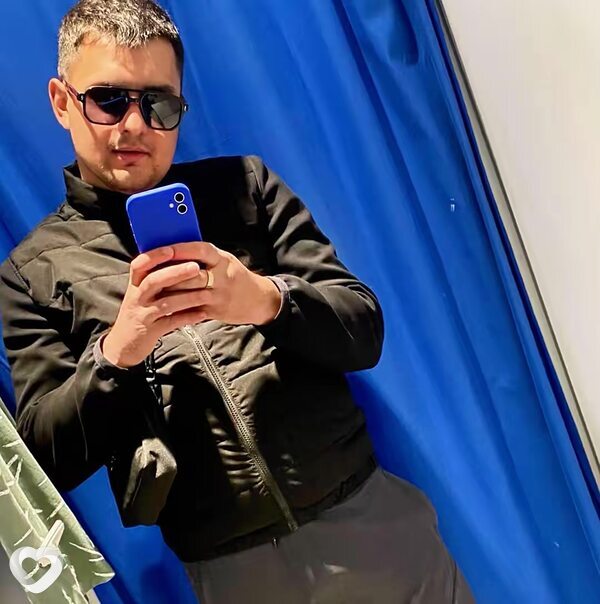 Артур, 26, Минске — анкета №4327348