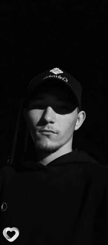 Павел, 18, Оренбурге — анкета №4328272