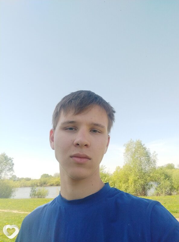 Влад, 18, Жлобине — анкета №4328412