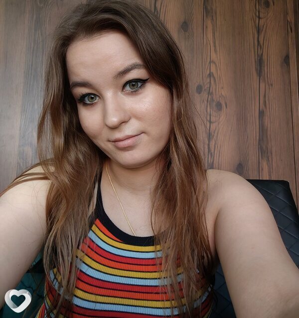 Карина, 21, Челябинске — анкета №4328680