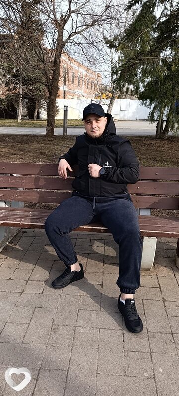 Иван, 27, Курганинске — анкета №4329235