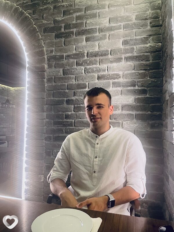 Максим, 21, Борисове — анкета №4329326