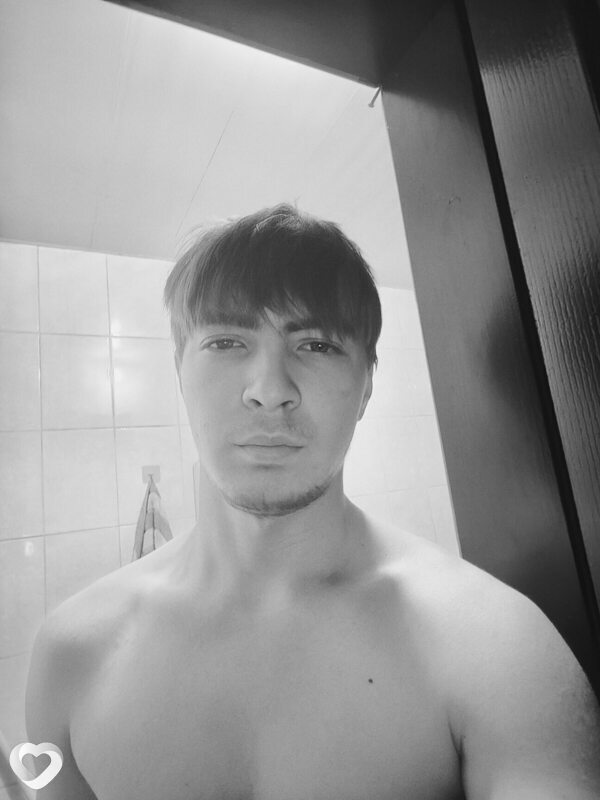Adam, 18, Москве — анкета №4329592