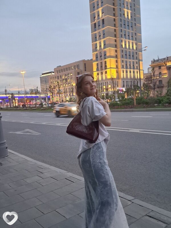 Полина, 18, Москве — анкета №4330448