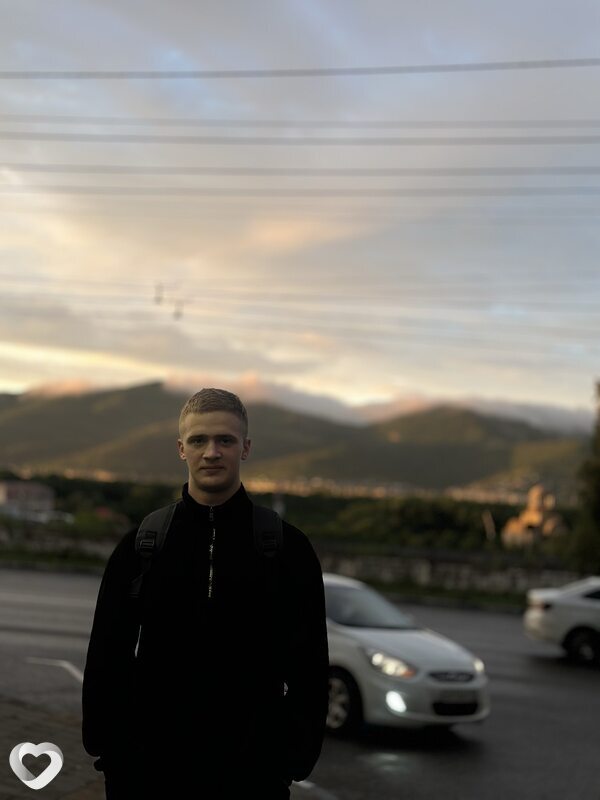 Николай, 20, Новороссийске — анкета №4330592