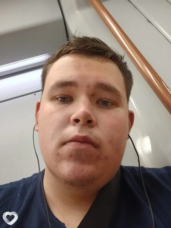 Андрей, 22, Москве — анкета №4330546