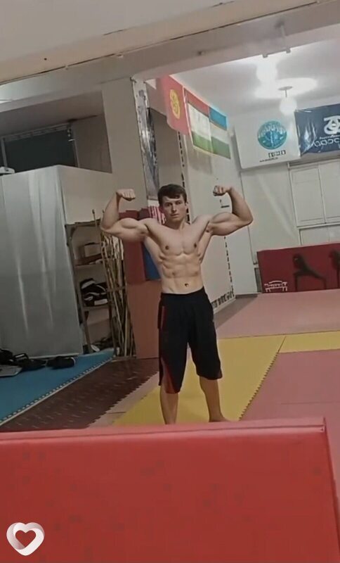 Шахзод, 22, Красноярске — анкета №4331240